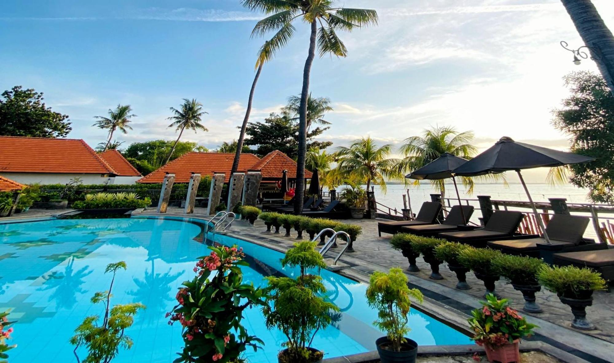 Nugraha Lovina Seaview Resort & Spa Exterior foto